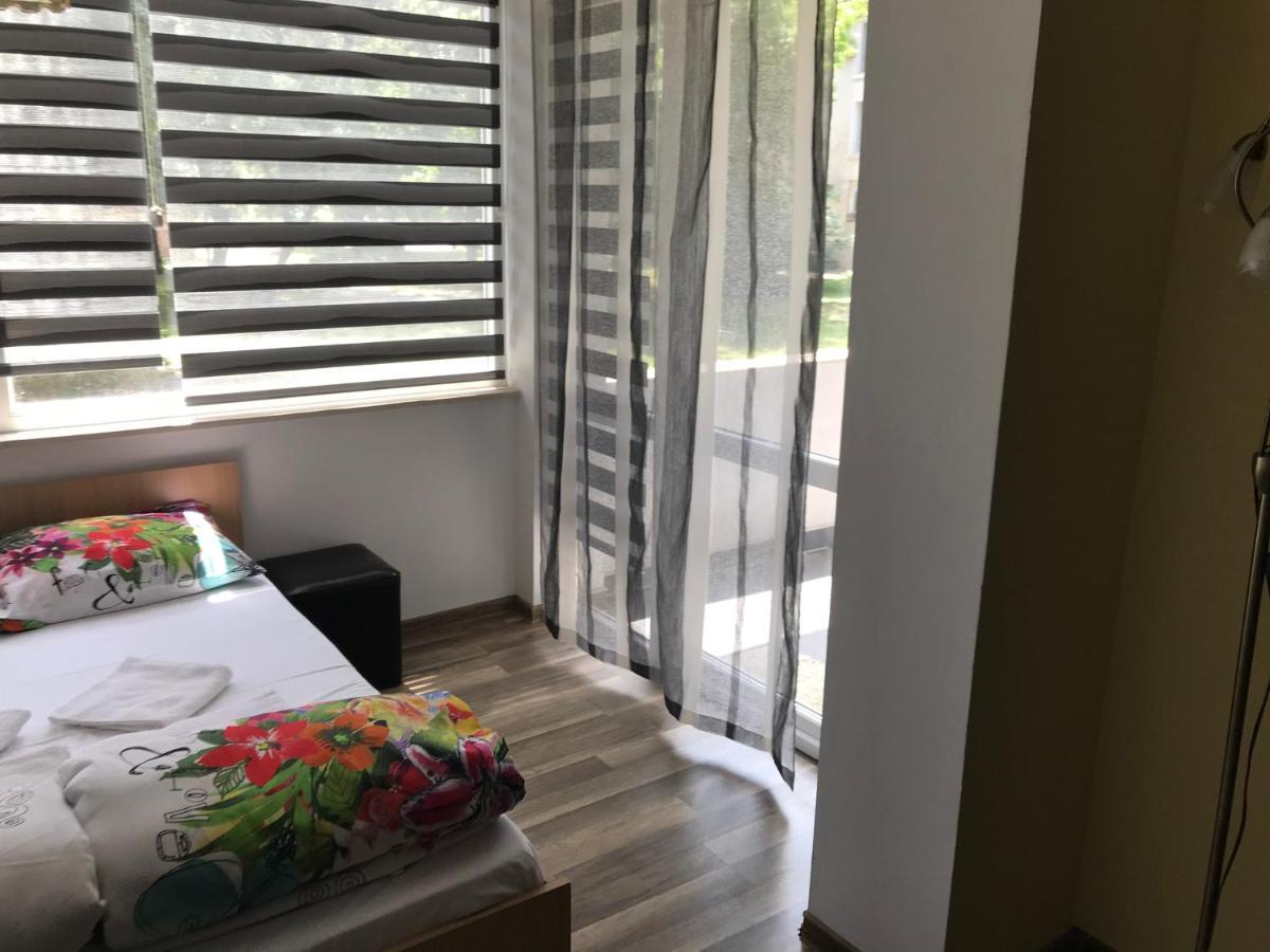 Apartamenti Art Uut 3 I Art Uut 4 Lägenhet Plovdiv Exteriör bild